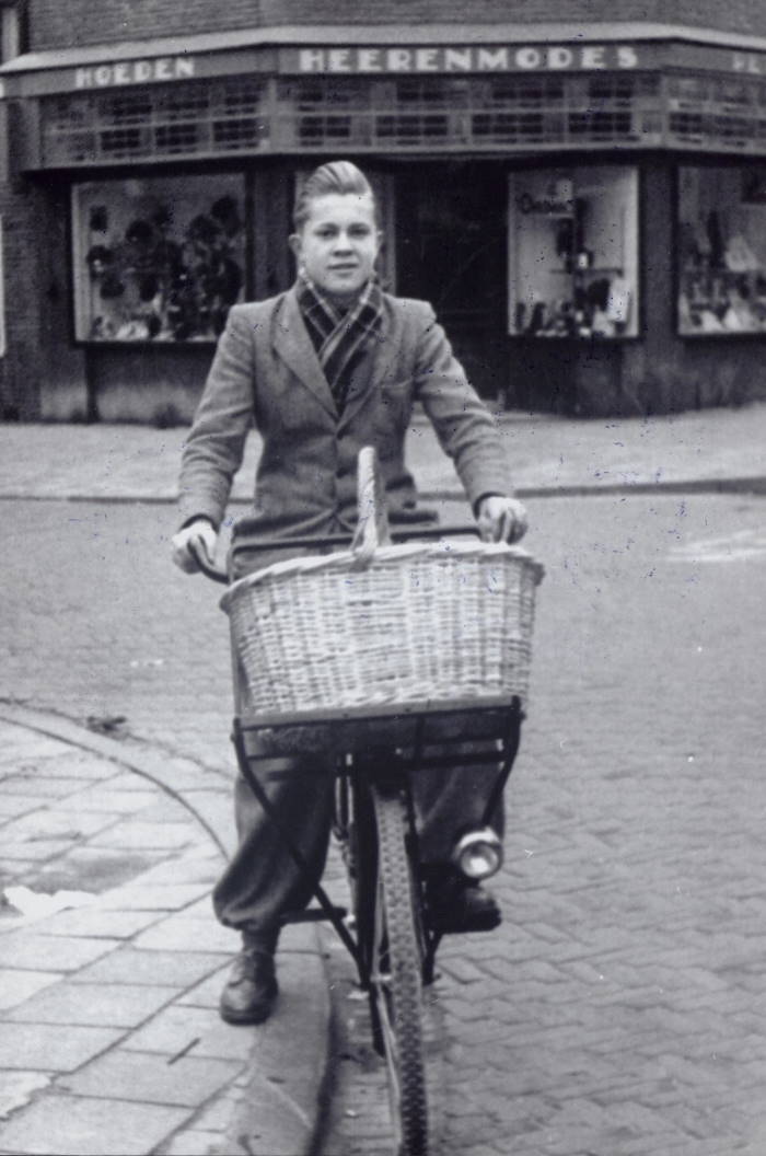 Kruidenier Deijle uit Koog aan de Zaan, 1950